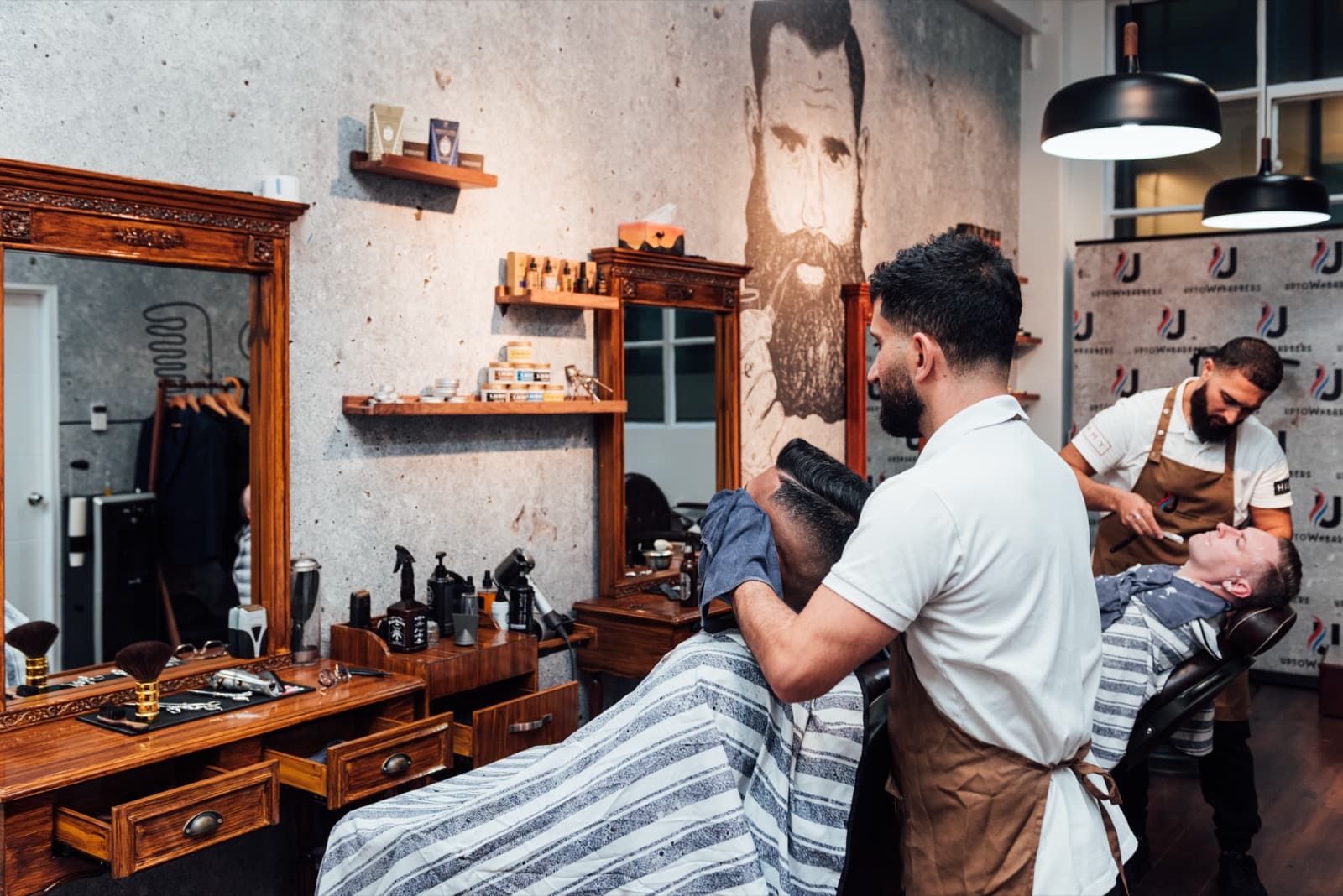 Dymocks Barbershop: Fast, Fresh Cuts in Sydney CBD